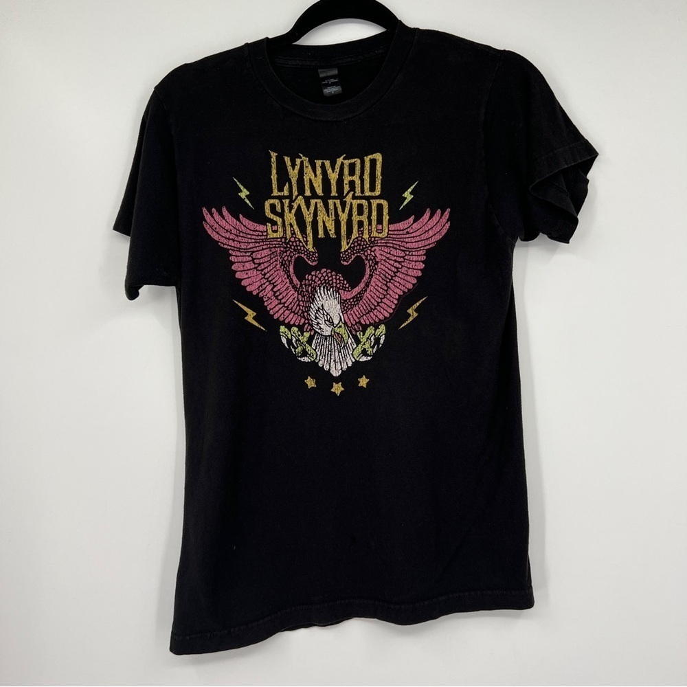 Lynyrd Skynyrd Flying Eagle Black Cotton Logo Lightning Graphic Tee T-shirt